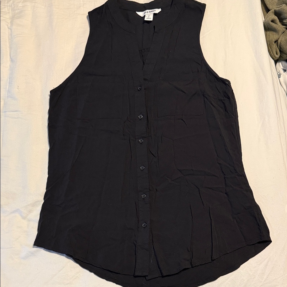 Old Navy Black Sleeveless Blouse